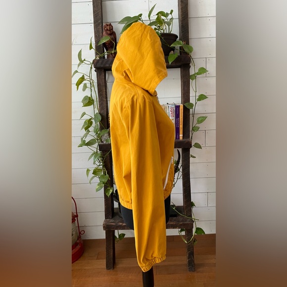 Forever 21: Mustard Orange and White Bomber Cropped Jacket - Picture 11 of 17